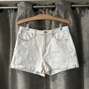 Wild Fable White Jean shots